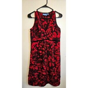 Vera Wang Dress. Black and Red Floral Pattern. Size 8.